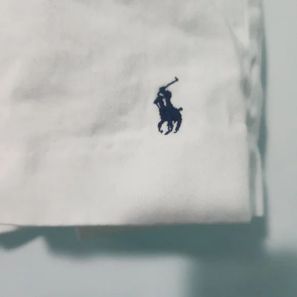 Vintage Ralph Lauren White Shorts. Size 8. RN 67635 - Picture 2 of 15